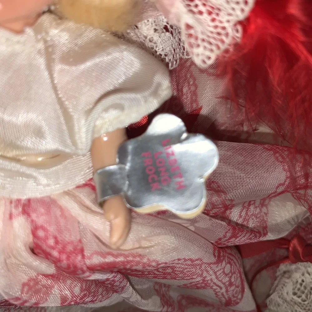 Hollywood Doll this vintage